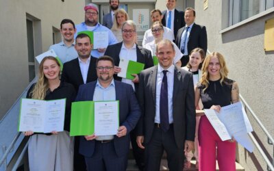 Gratulation an die ersten Absolventinnen und Absolventen der Werksmeisterschule!